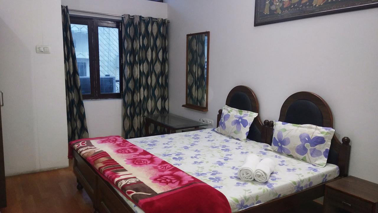 Ishan Paying Guest House Váránaszi Kültér fotó