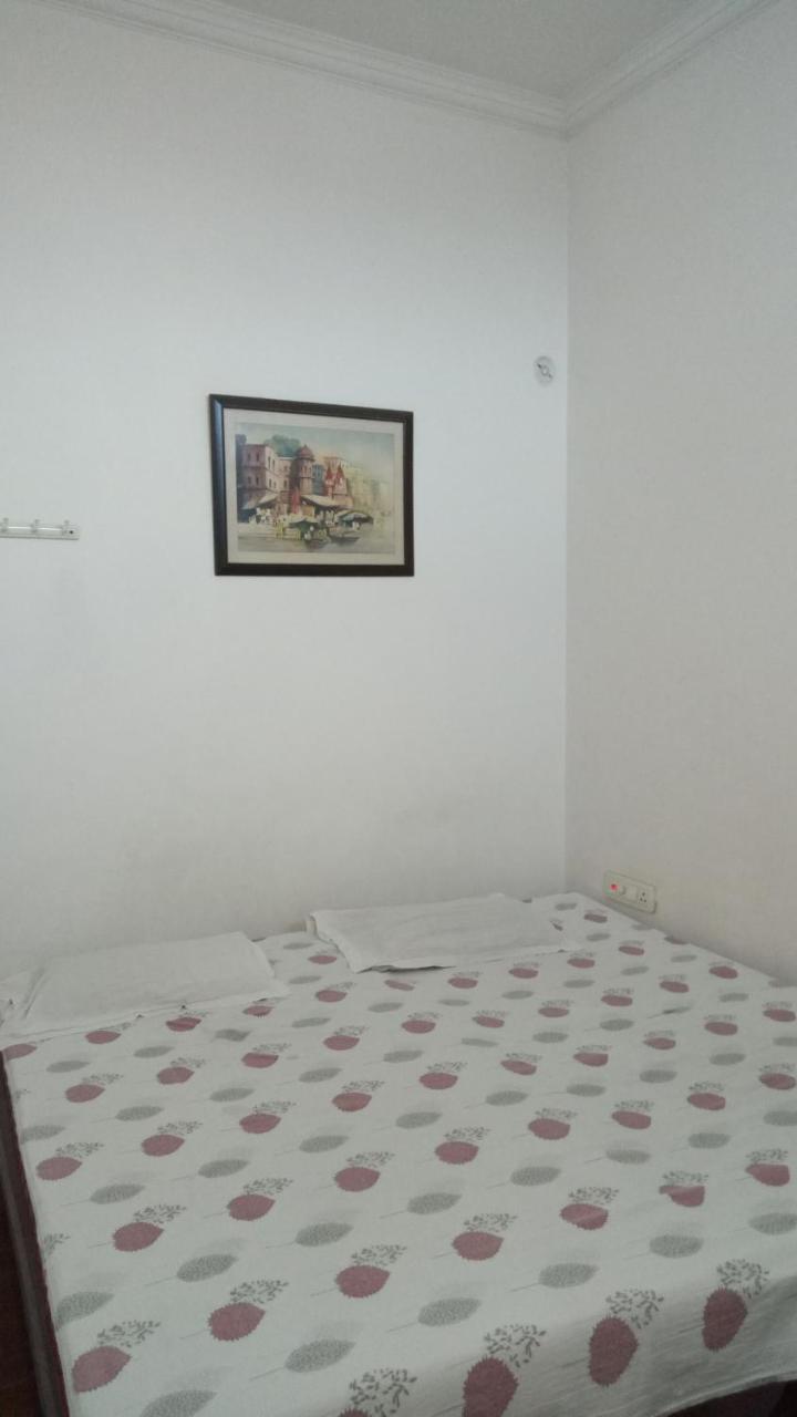Ishan Paying Guest House Váránaszi Kültér fotó